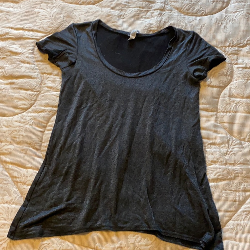 Black scoop neck t shirt